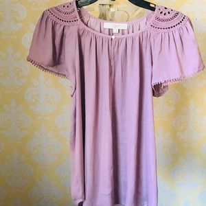 Loft Shortsleeved Lilac colored blouse